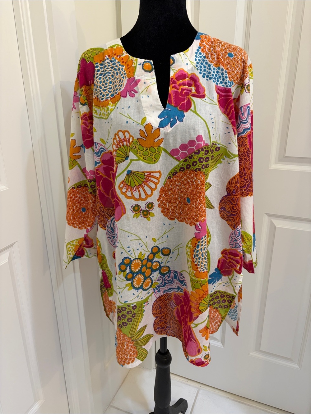 Floral Swimsuit Coverup/Tunic Multicolor Floral Print SizeL